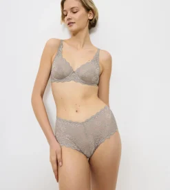 Fuller Cups|Underwired Bras><noscript><img width=