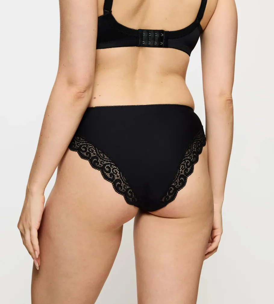 Hipster>Triumph AMOURETTE Black