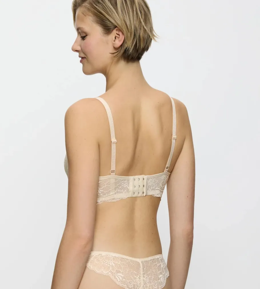 Fuller Cups|Non-wired Bras>Triumph AMOURETTE CHARM CreamyDream