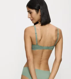 Fuller Cups|Underwired Bras><noscript><img width=