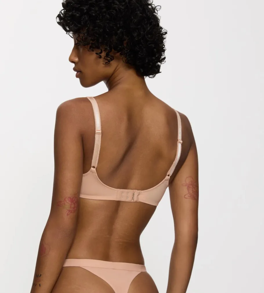 Fuller Cups|Underwired Bras>Triumph AMOURETTE CHARM NeutralBeige