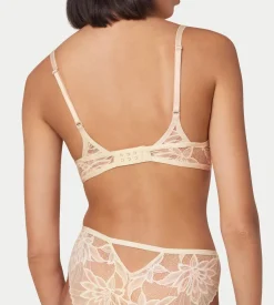 Non-wired Bras|Padded Bras><noscript><img width=