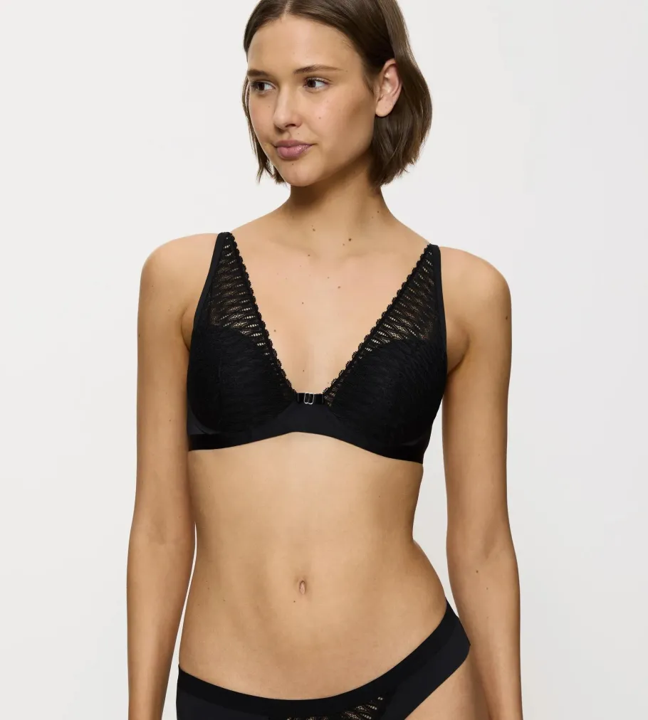 Fuller Cups|Underwired Bras>Triumph AURA SPOTLIGHT Black