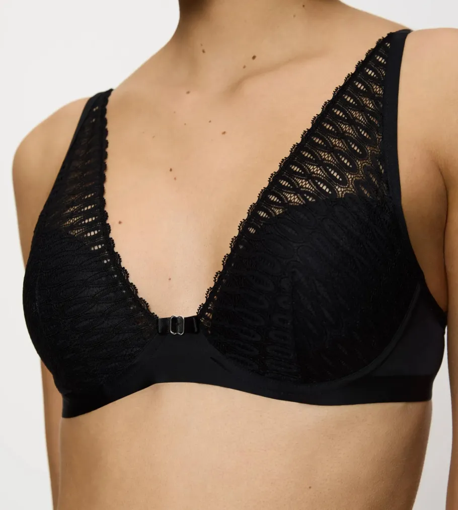 Fuller Cups|Underwired Bras>Triumph AURA SPOTLIGHT Black
