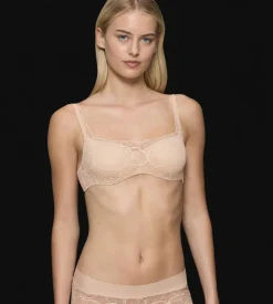Underwired Bras|Padded Bras>Triumph BODY MAKE-UP ILLUSION LACE NudeBeige