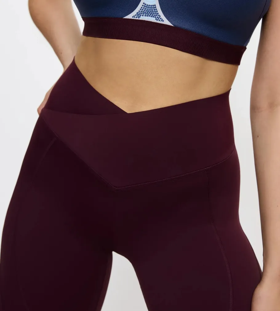 Leggings, Shirts>Triumph CARDIO RTW Burgundy