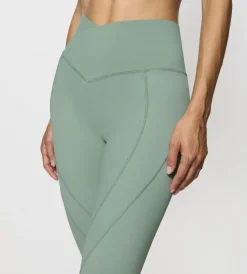 Leggings, Shirts><noscript><img width=