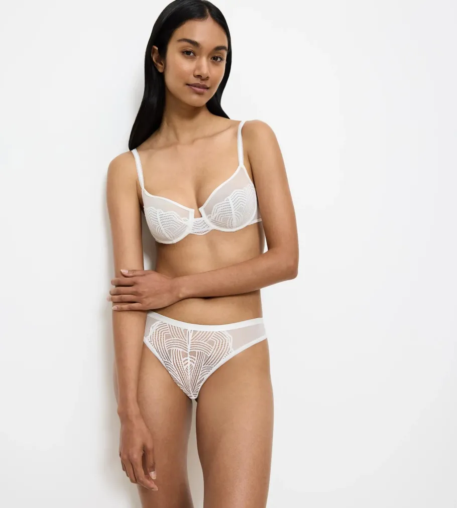 Fuller Cups|Underwired Bras>Triumph DELIGHTFUL SPOTLIGHT SilkWhite