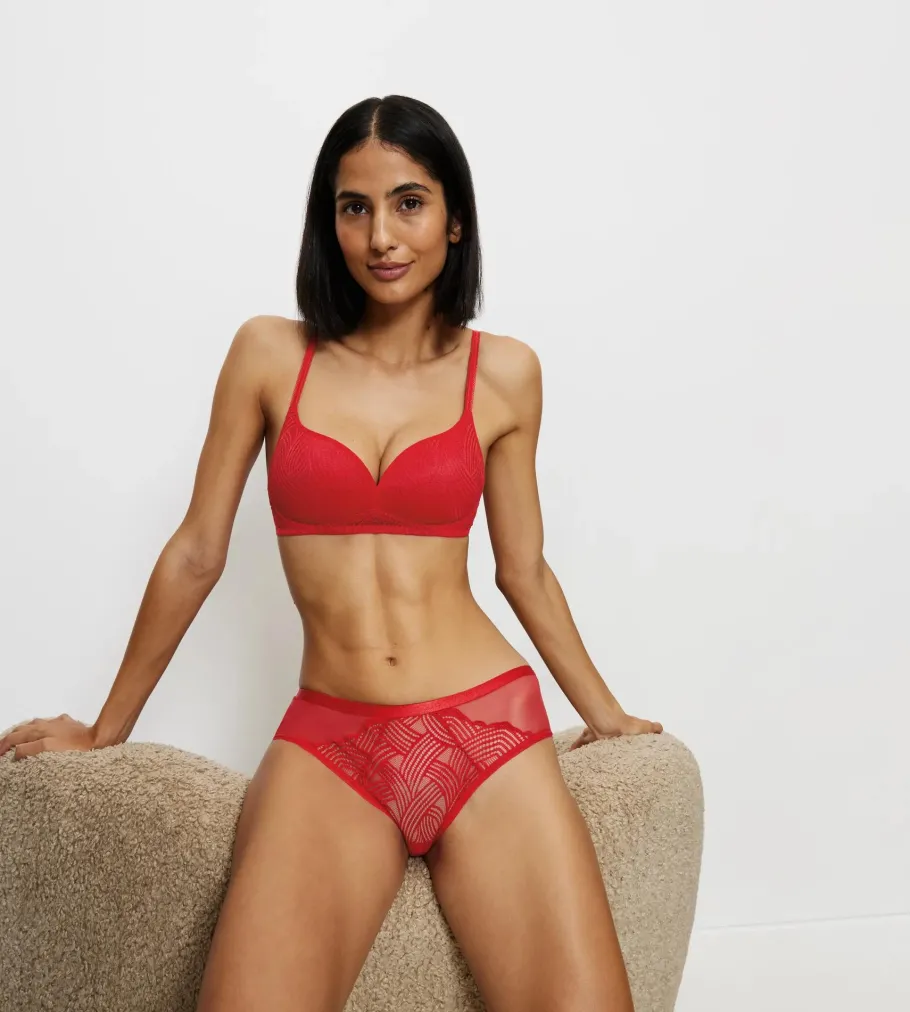 Hipster>Triumph DELIGHTFUL SPOTLIGHT Rouge