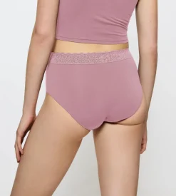 High Waisted><noscript><img width=
