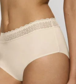 High Waisted><noscript><img width=