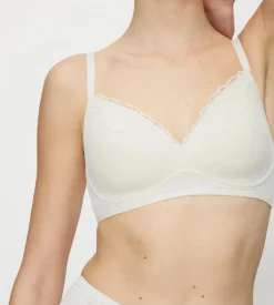Non-wired Bras|Padded Bras><noscript><img width=