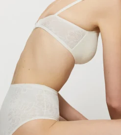 Non-wired Bras|Padded Bras><noscript><img width=