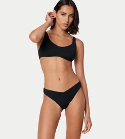 Bikinis><noscript><img width=