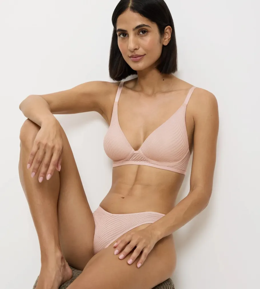 Fuller Cups|Non-wired Bras>Triumph HARMONY SPOTLIGHT FigPink