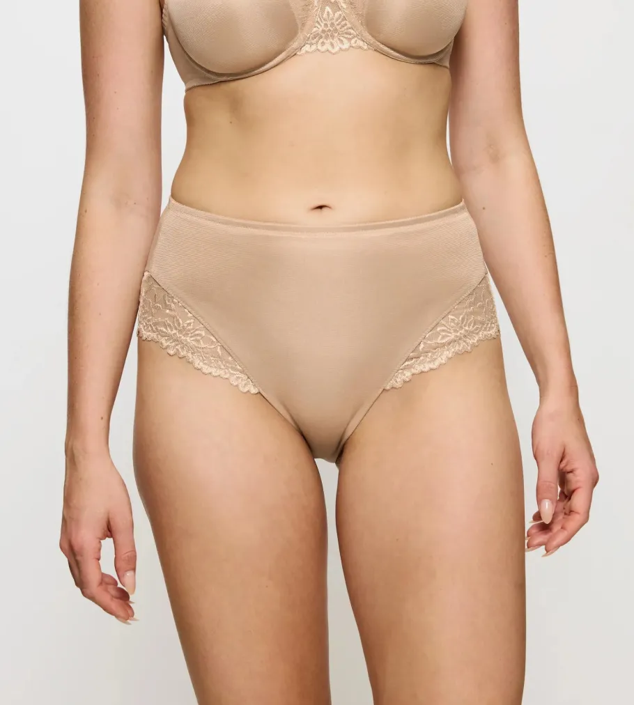 High Waisted>Triumph LADYFORM SOFT SmoothSkin