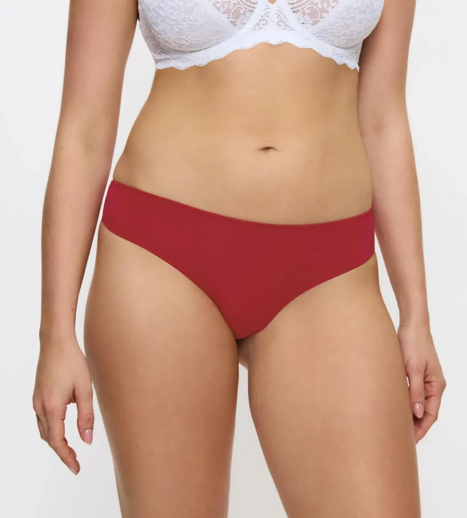 String, Brazilian>Triumph LOVELY MICRO Rouge