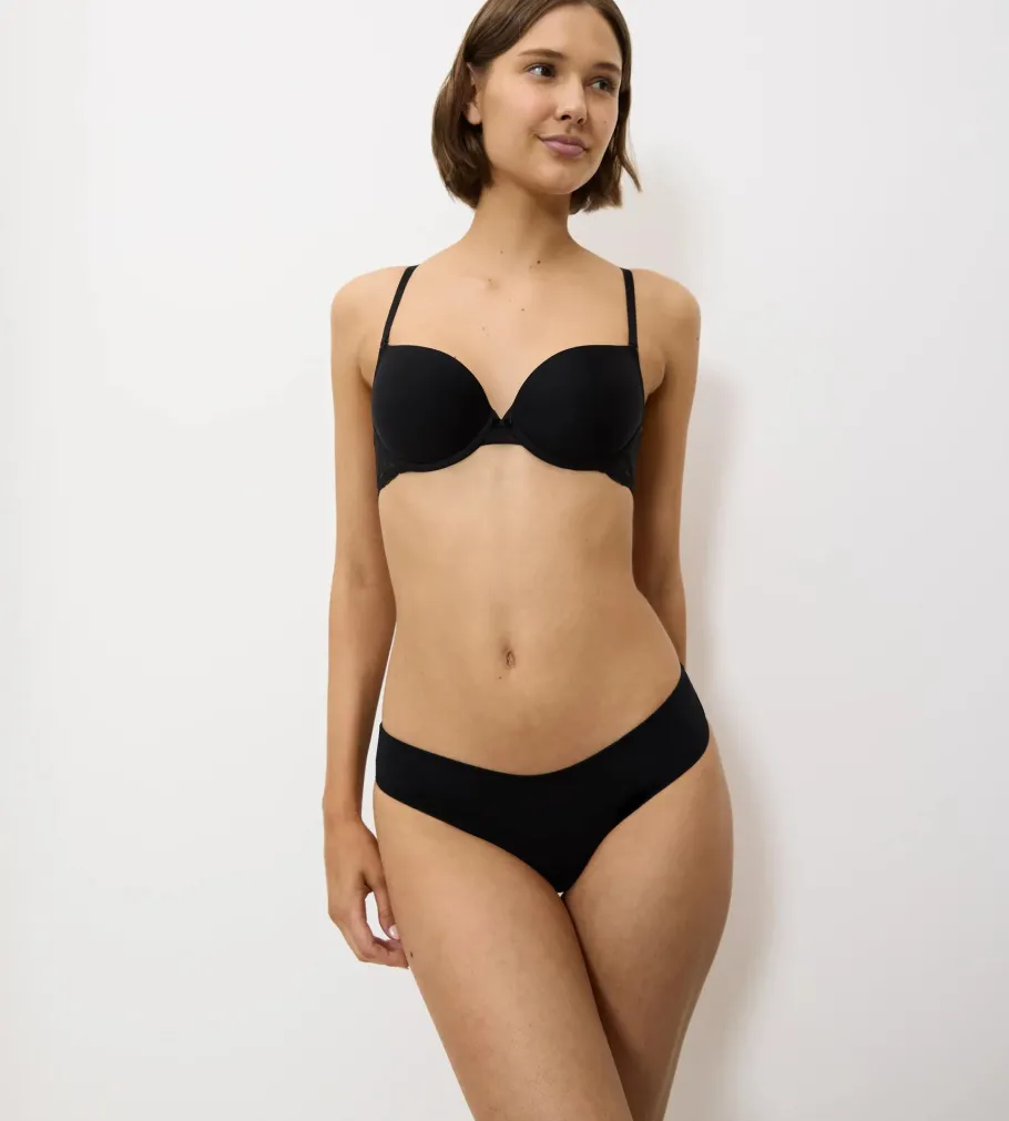 String, Brazilian>Triumph LOVELY MICRO Black