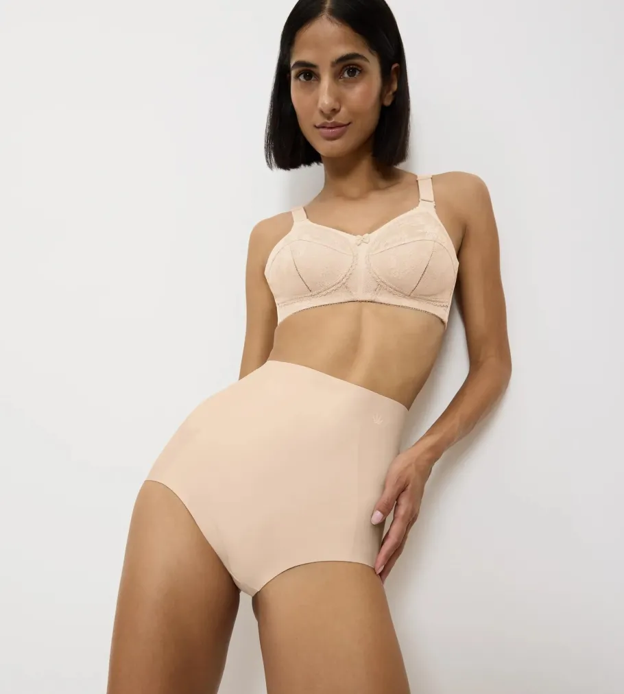 High Waisted|Panty Girdles>Triumph MEDIUM SHAPING SERIES NudeBeige