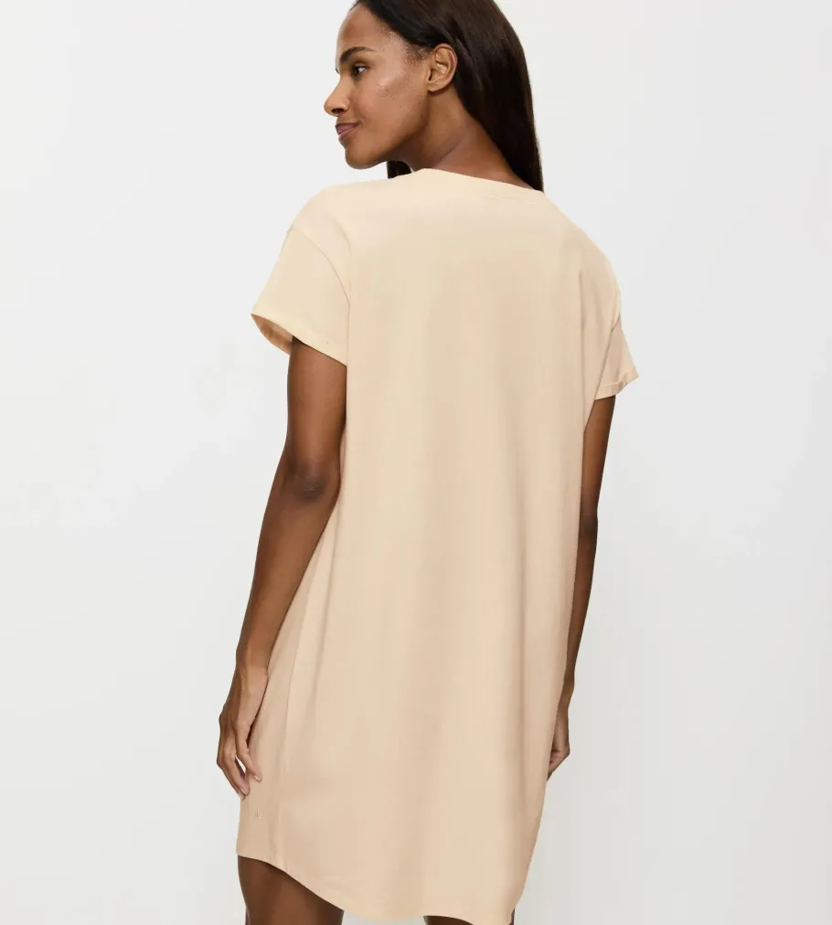 Nightdresses>Triumph NIGHTDRESSES CreamyDream