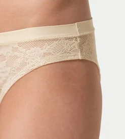 String, Brazilian><noscript><img width=