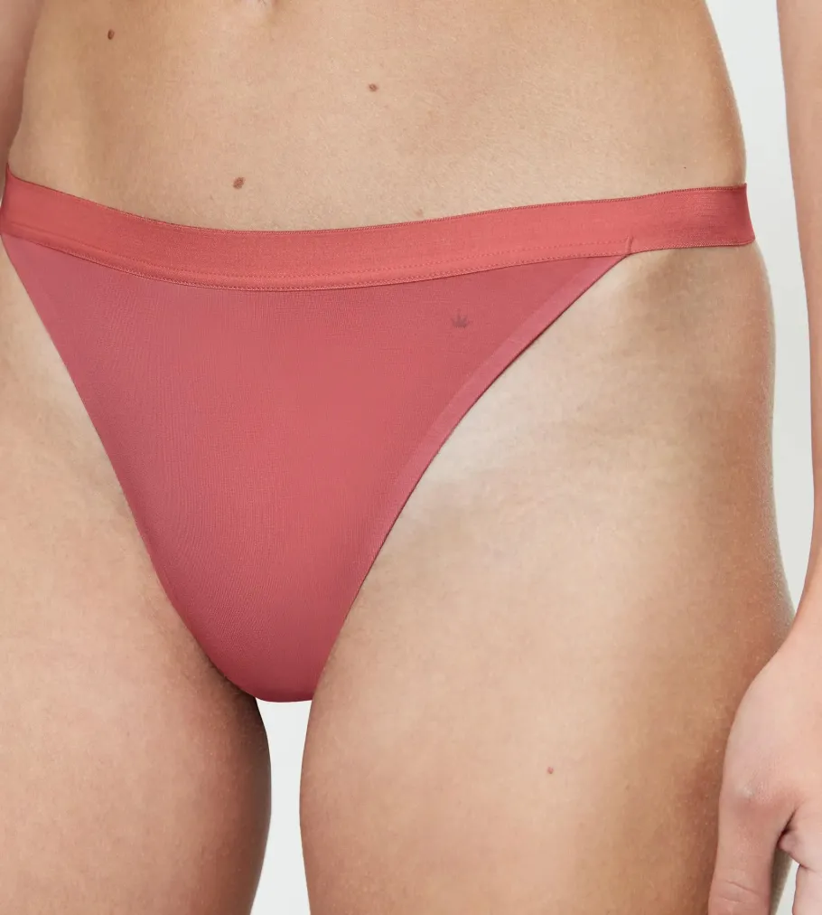 Lift Smart Shop Now|String, Brazilian>Triumph SMART NATURAL Strawberryallure