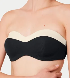 Bikinis><noscript><img width=