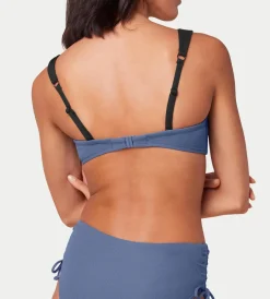Bikinis><noscript><img width=