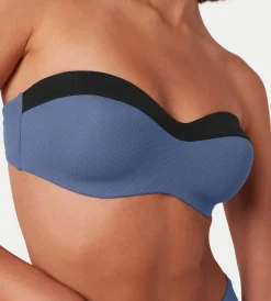 Bikinis><noscript><img width=
