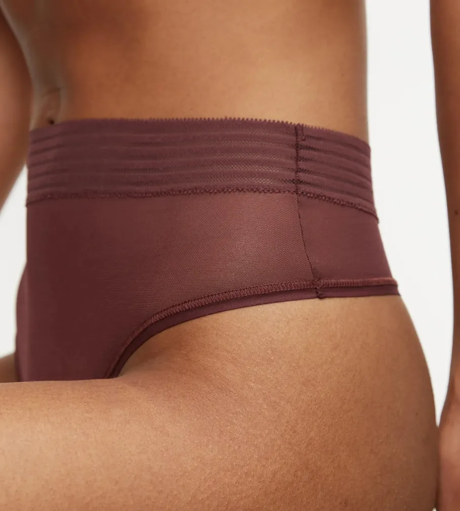 String, Brazilian|Seamless>Triumph TEMPTING SHEER Decadentchocolate