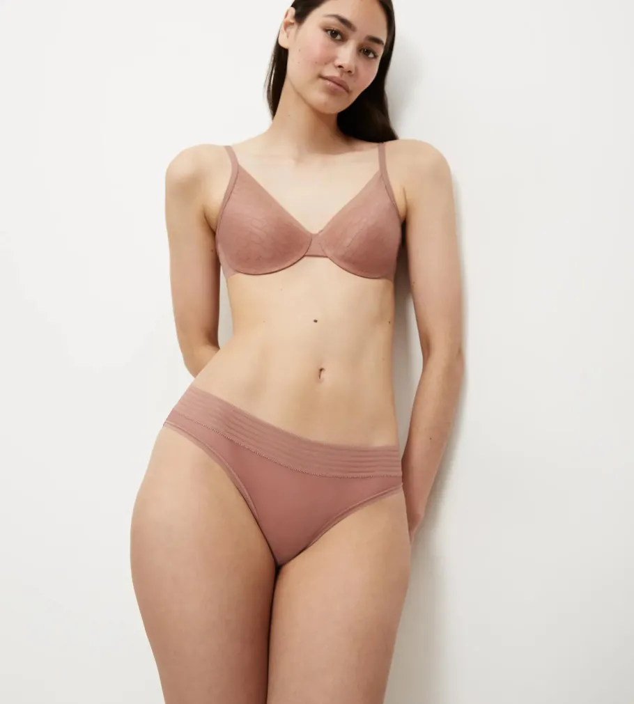 Hipster|Seamless>Triumph TEMPTING SHEER Toastedalmond