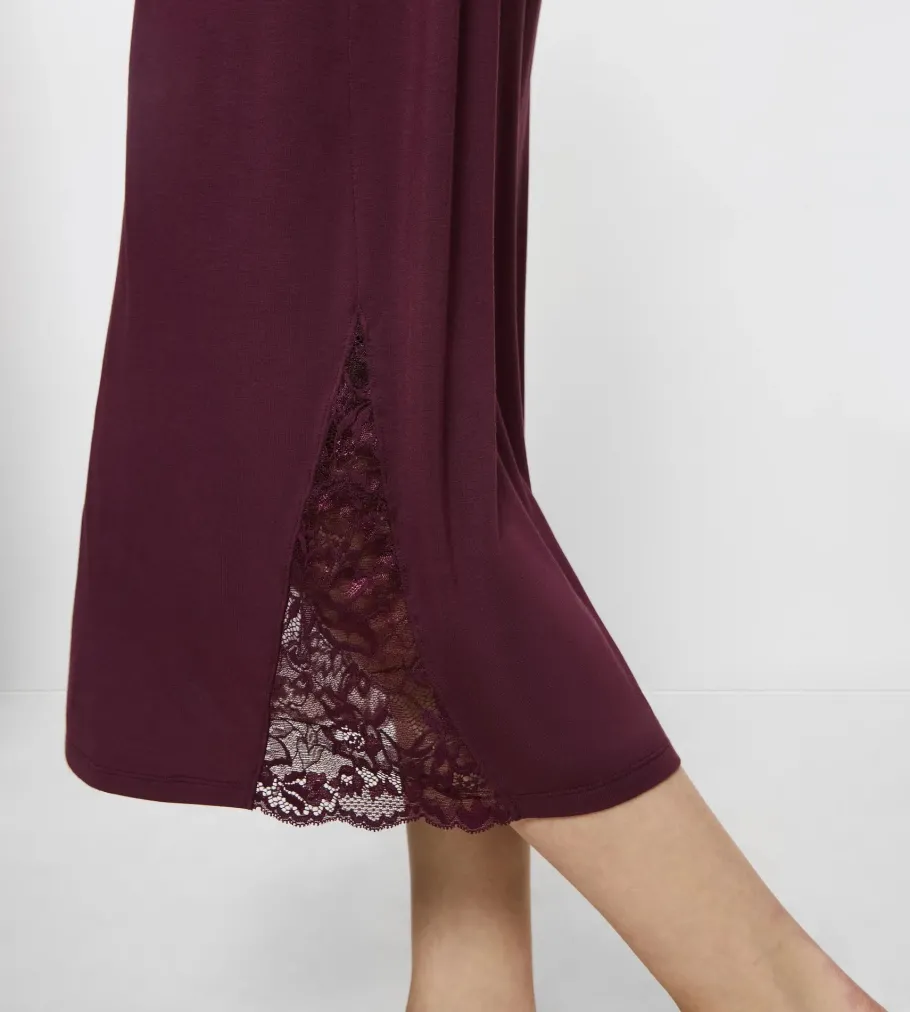 Nightdresses>Triumph TIMELESS SENSUALITY Burgundy