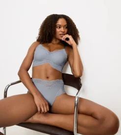 Non-wired Bras|Padded Bras><noscript><img width=