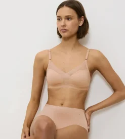 Non-wired Bras|Unpadded Bras><noscript><img width=