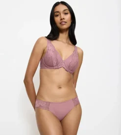 String, Brazilian|Seamless><noscript><img width=